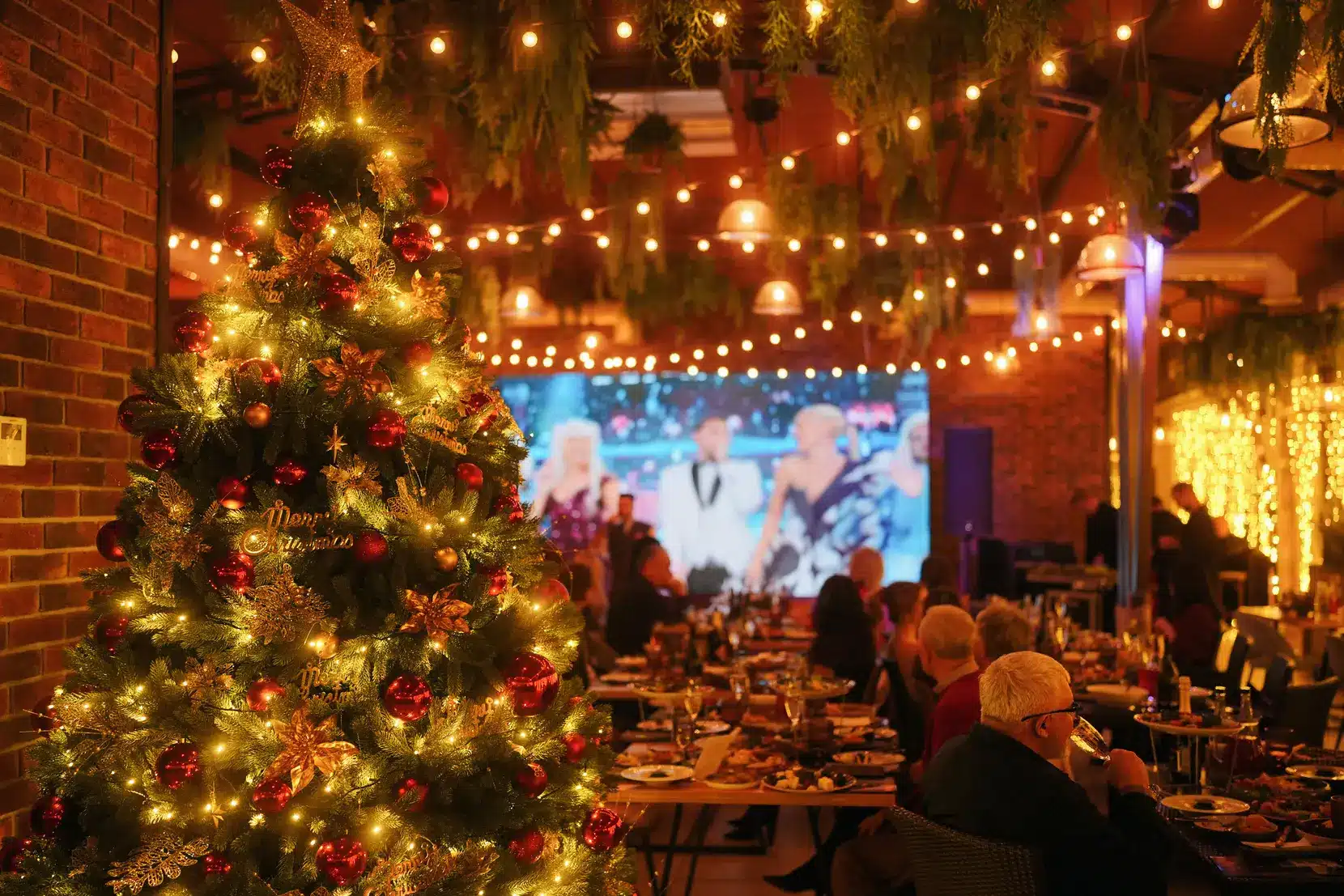 Корпоративное мероприятие на первой береговой линии Ресторан «На Крыше»